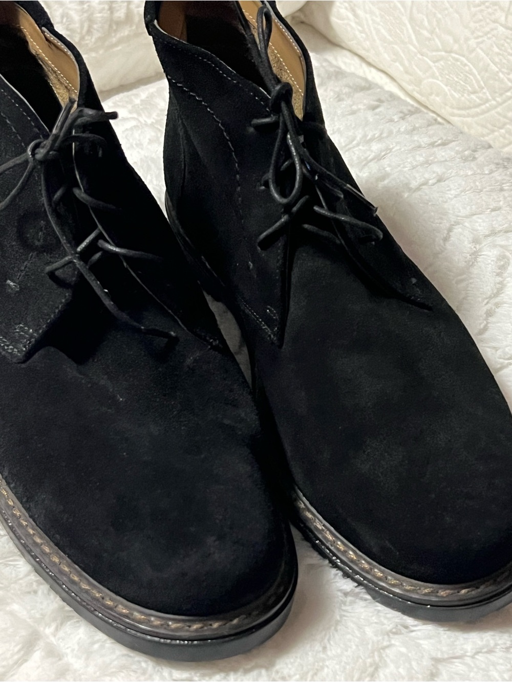 Florsheim Black Suede Chukka Boots